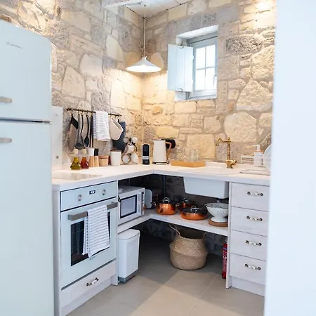 The Windmill Вилла Лампи