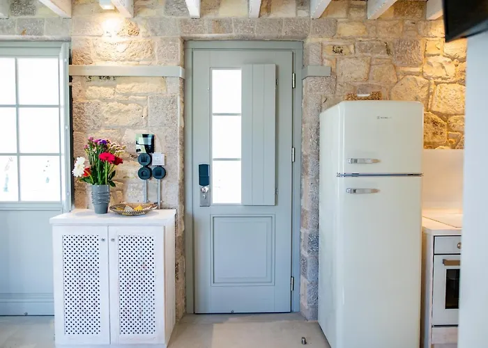 The Windmill Villa *