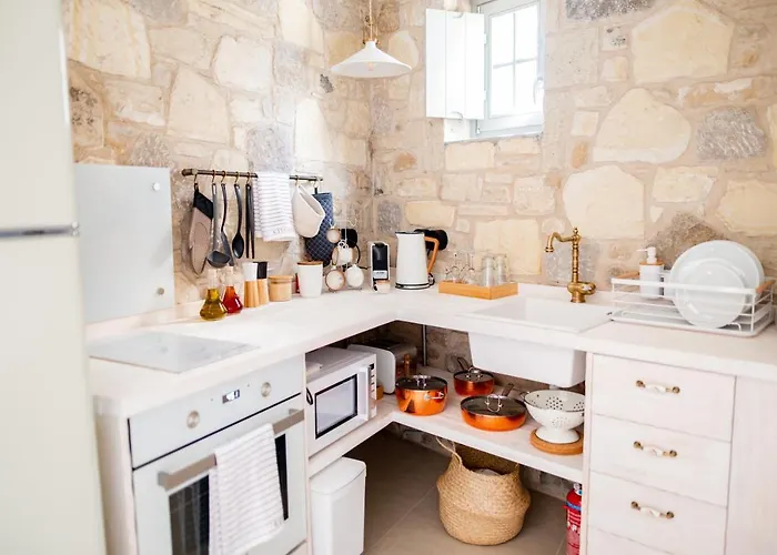 The Windmill - 50m From The Sea *