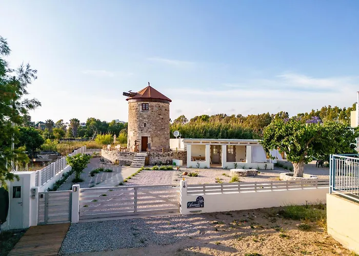 The Windmill - 50m From The Sea Villa *