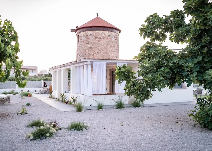 The Windmill - 50m From The Sea *