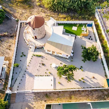 The Windmill Lambi (Kos)